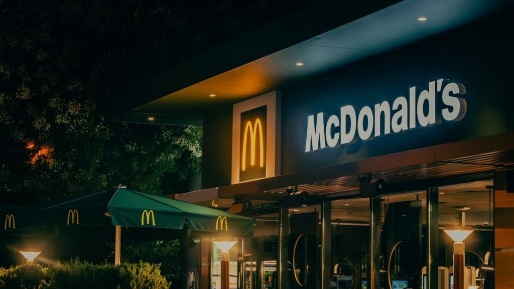 Чому в McDonald’s зникли деякі страви: причина, що пояснили в компанії