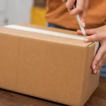 Податок на посилки з-за кордону відклали: що вирішила Верховна Рада