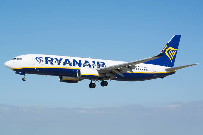 Ryanair попередила про подорожчання авіаквитків влітку 2027 року: причина, які суми