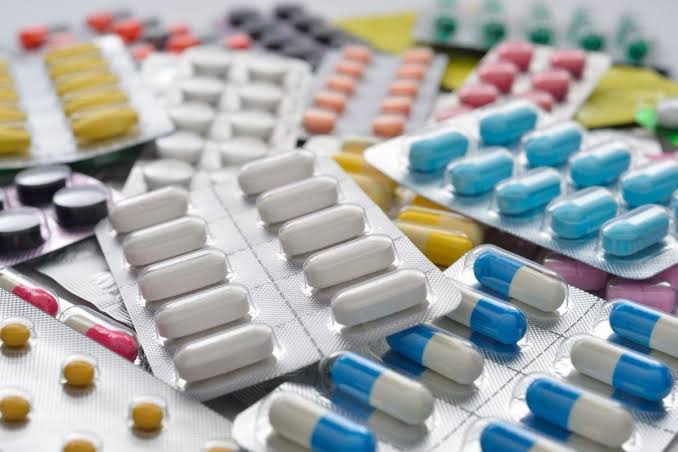 У Раді запропонували знизити ПДВ на продукти та ліки до 5%: що буде з цінами