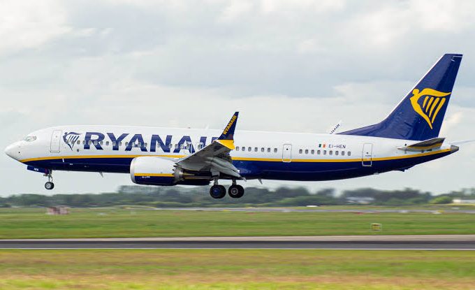Ryanair попередила про подорожчання авіаквитків влітку 2027 року: причина, які суми