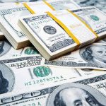 Курс долара наблизився до 45 грн: що відбувається з гривнею, від чого залежить курс