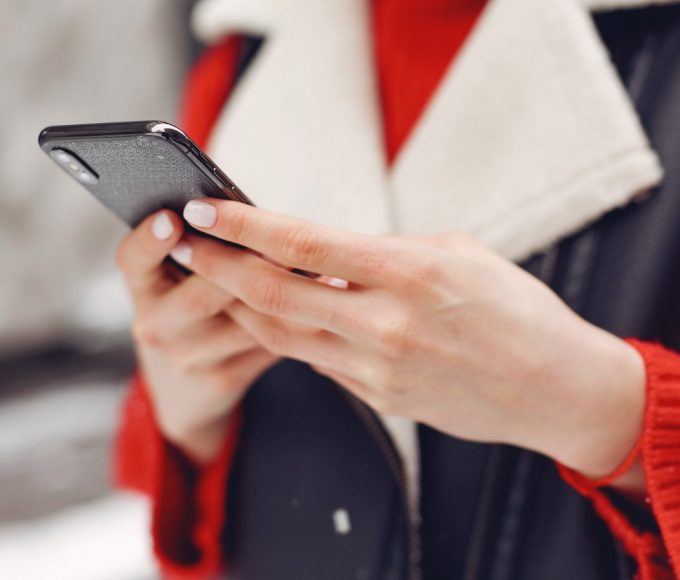 В Україні запрацював U Mobile: тарифи нового мобільного оператора, умови, 15 або 60 ГБ і передплата до року