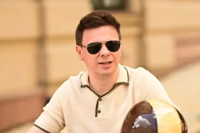 Компанія Дмитра Комарова отримала статус критично важливої: що це означає для працівників