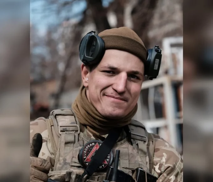 Загинув Сергій «Борцуха»: що відомо про снайпера з легендарного фото в Ірпені