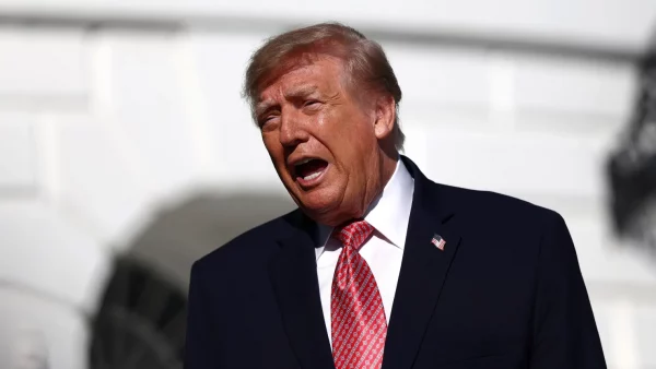 Трамп заявив, що Маск зняв обмеження на Starlink для України: яка ситуація зараз