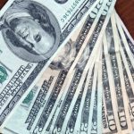 Курс долара і євро 30 жовтня 2026 в Україні: скільки коштує валюта перед вихідними, яка ціна