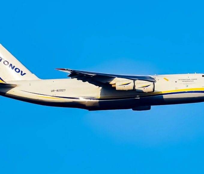 Ан-124 «Руслан» UR-82027 авіакомпанії «Авіалінії Антонова», архівне фото