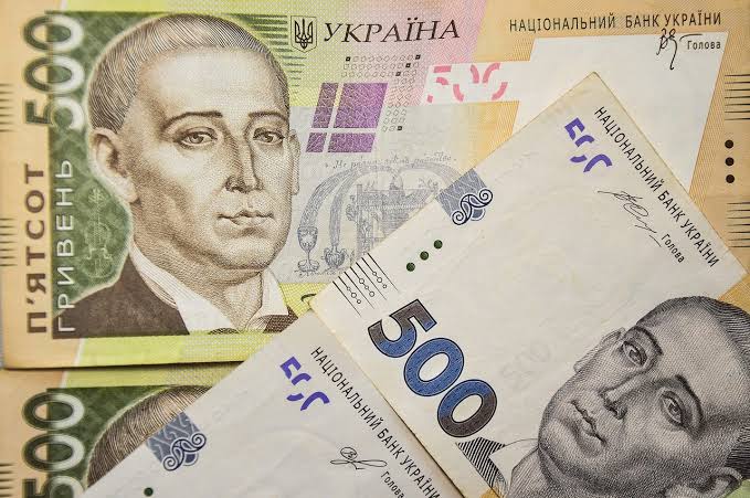 Курс валют 6 жовтня 2026 року в Україні: скільки коштують долар та євро