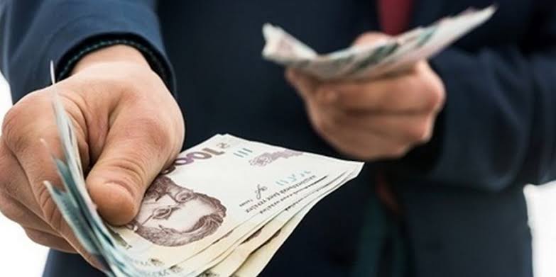 Доплата до пенсії у жовтні 2026 в Україні: хто отримає 1297 грн, умови та сума