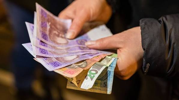 Базова соціальна допомога в Україні: сума, що зміниться для сімей, хто може отримати 