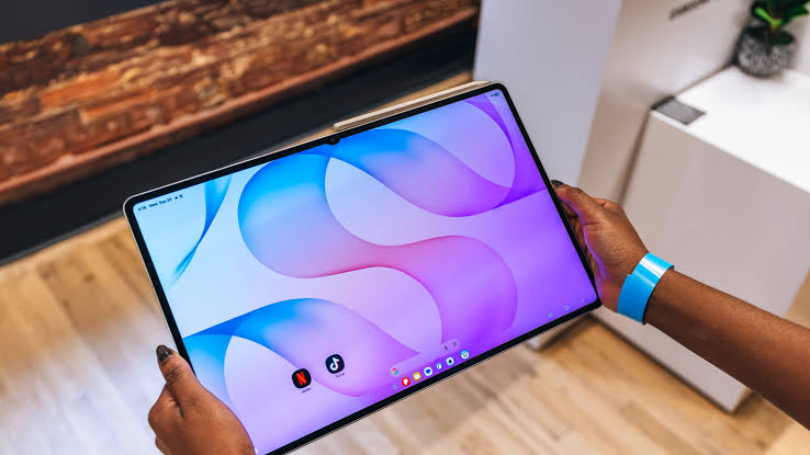 Samsung Galaxy Tab S12 Ultra та S12+ в Україні: ціна і характеристики