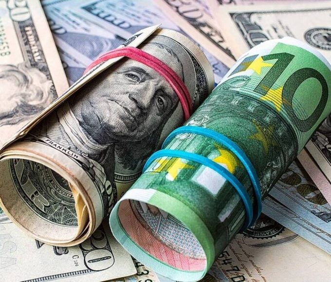 Курс долара та євро 26–30 жовтня 2026 року в Україні: прогноз на тиждень, яка ціна