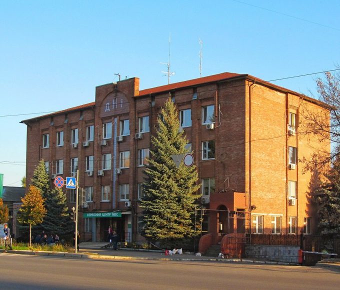 Будівля сервісного центру МВС, де складають практичний іспит на водійські категорії