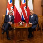 Прем’єр Польщі Дональд Туск (праворуч) на зустрічі з прем’єром Британії Кіром Стармером у Варшаві, архівне фото