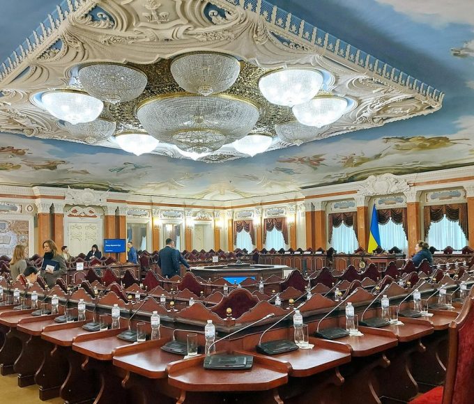 Зал у Кловському палаці в Києві, де працює Верховний Суд