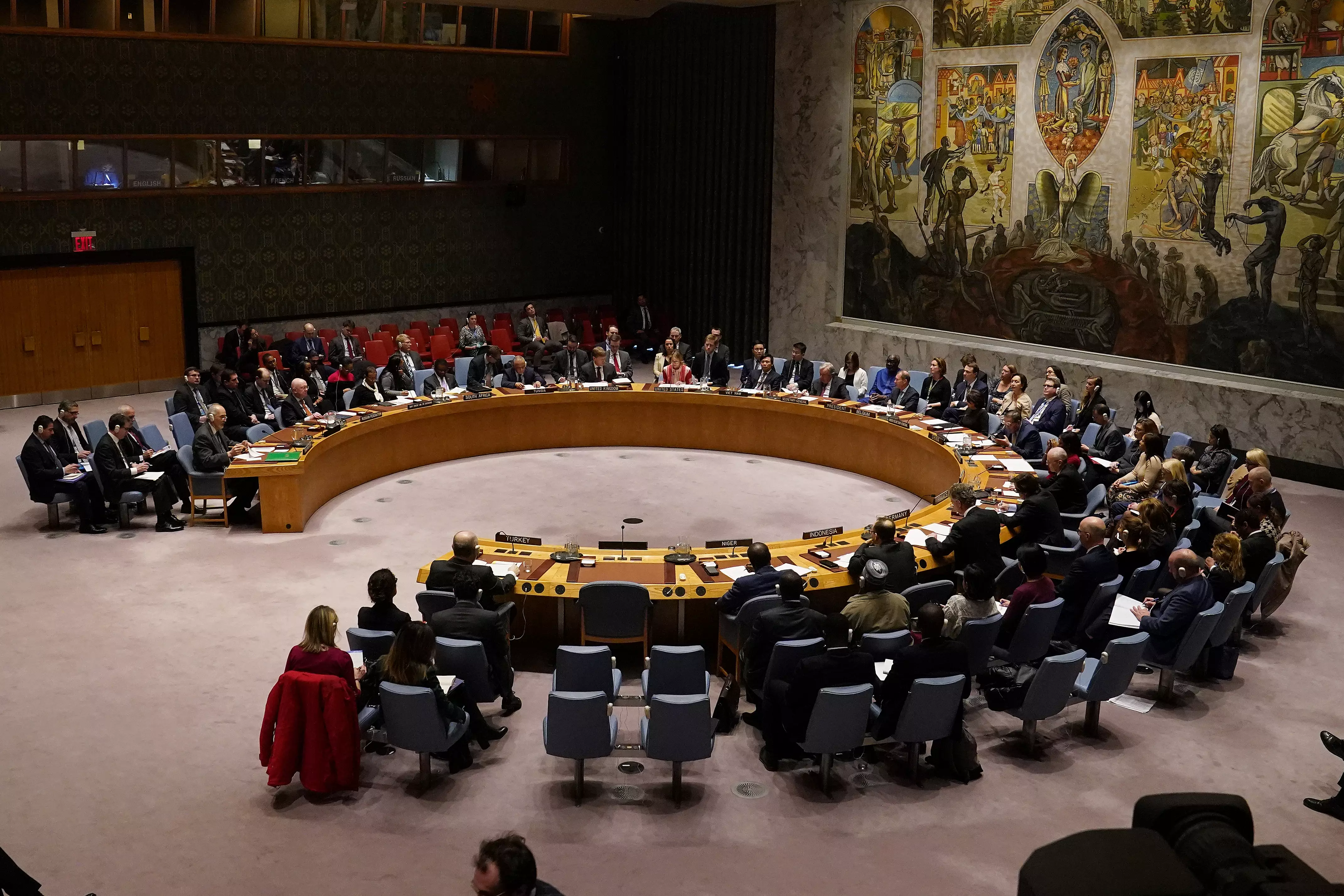 Постоянные страны совета безопасности оон. Заседание ООН 1992. Заседания сб ООН 1957. Совбез ООН по правам человека. Совет безопасности ООН В 1945 году.
